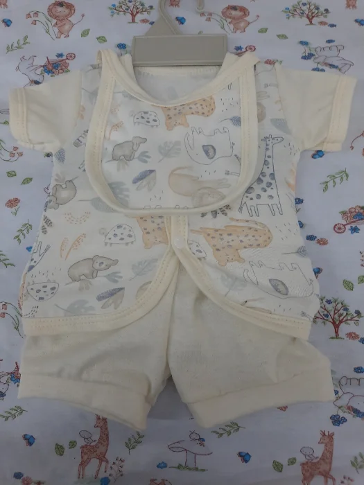 Conjunto con Batita Manga Corta