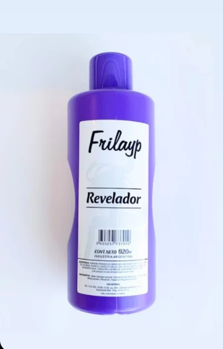 Frilayp Oxidante 10v de Almendras Revelador X 920 Ml