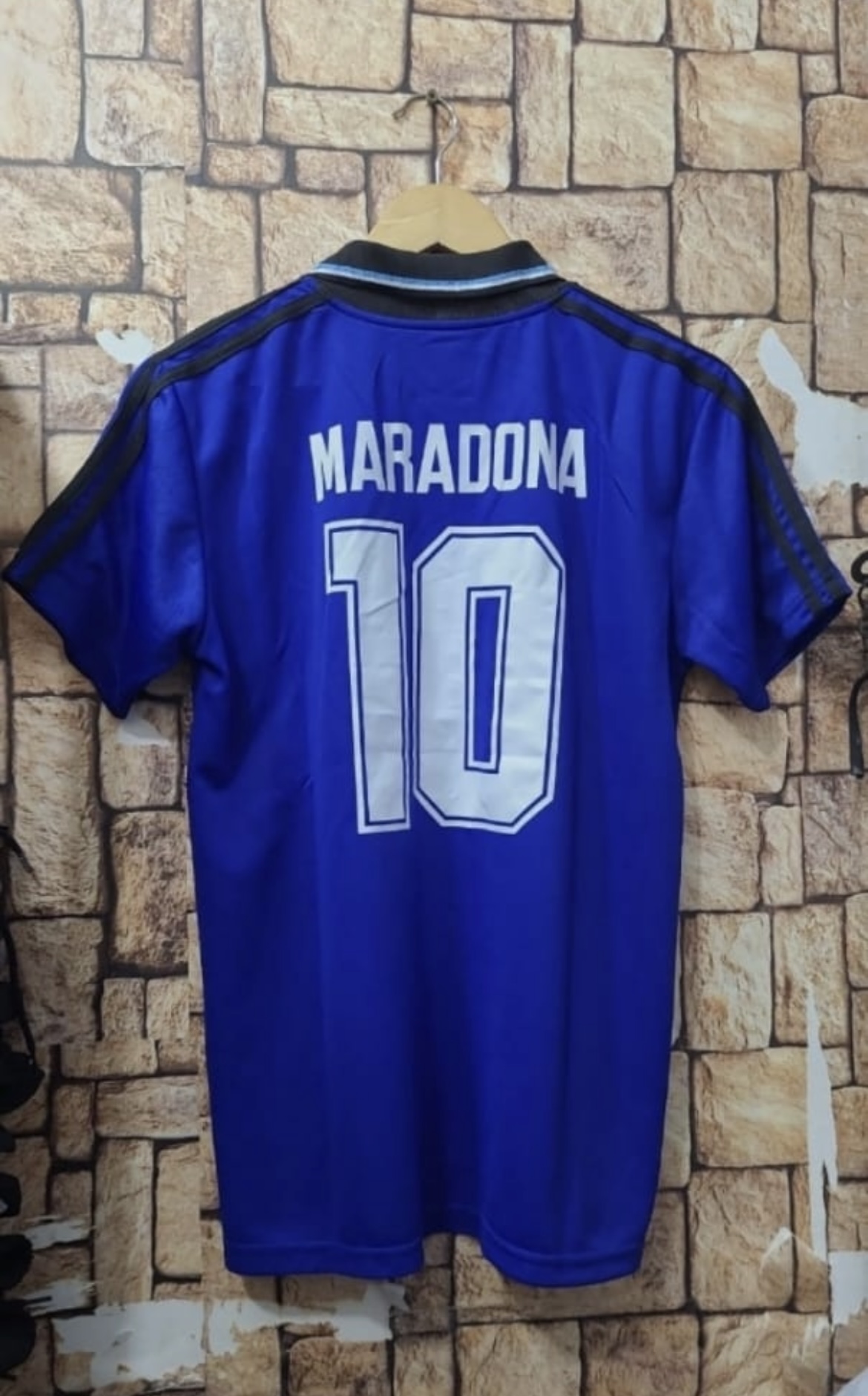 Camiseta Retro de Maradona - IMG_3170.jpeg