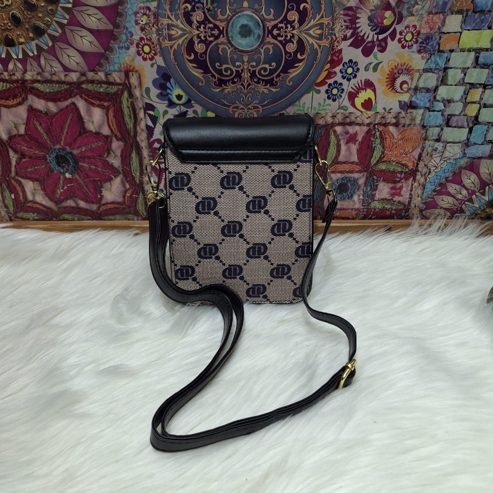 Morral Tipo Portacelular de 3 Compartimientos la Tira Desmontable - Imagen 4