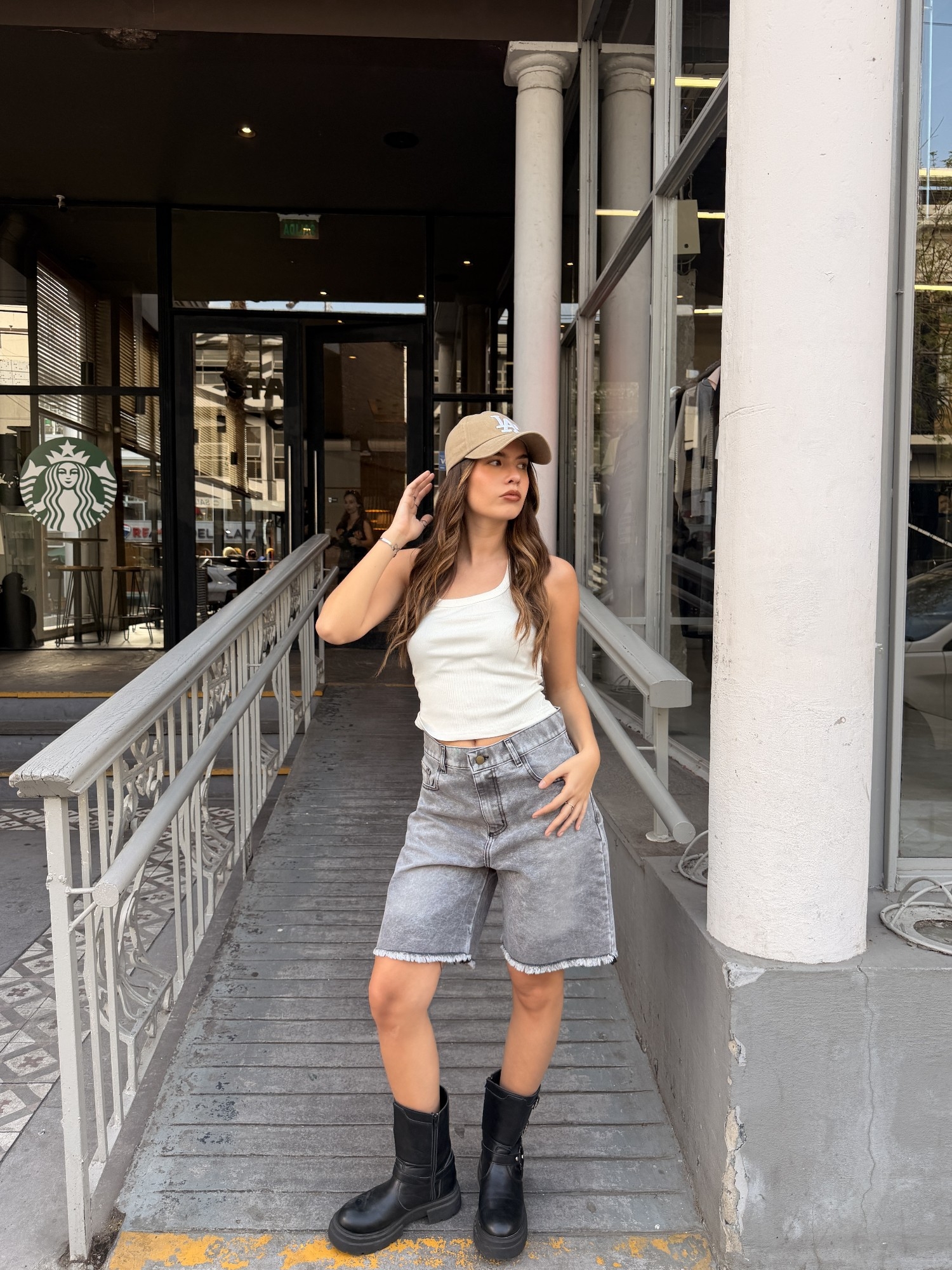 'art 812-6 - 36 al 46- Bermuda Gris Arenado + Desflecado "trend" - Imagen 2