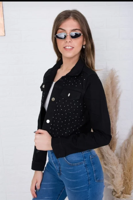 Campera Color  Negro  con Strass