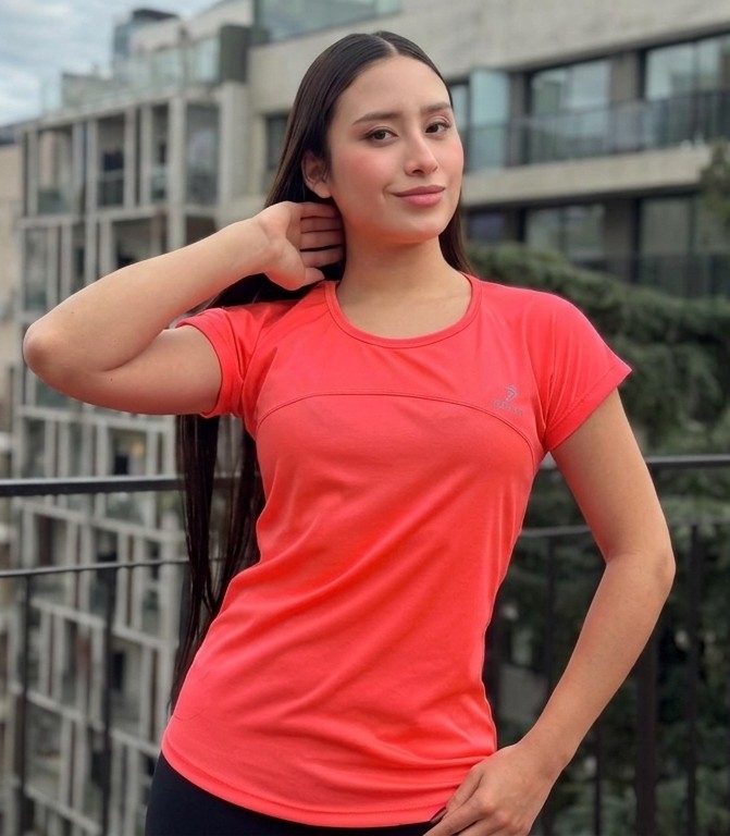 Remera Deportiva( con Recorte ) - Imagen 2