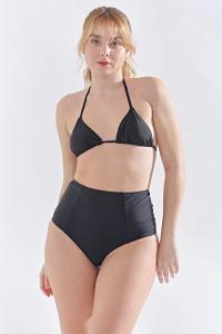 Bikini Triángulo con Culotte Tiro Alto  Especial