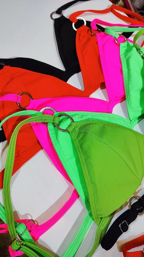 Bikini Triángulo con Argolla - Imagen 4