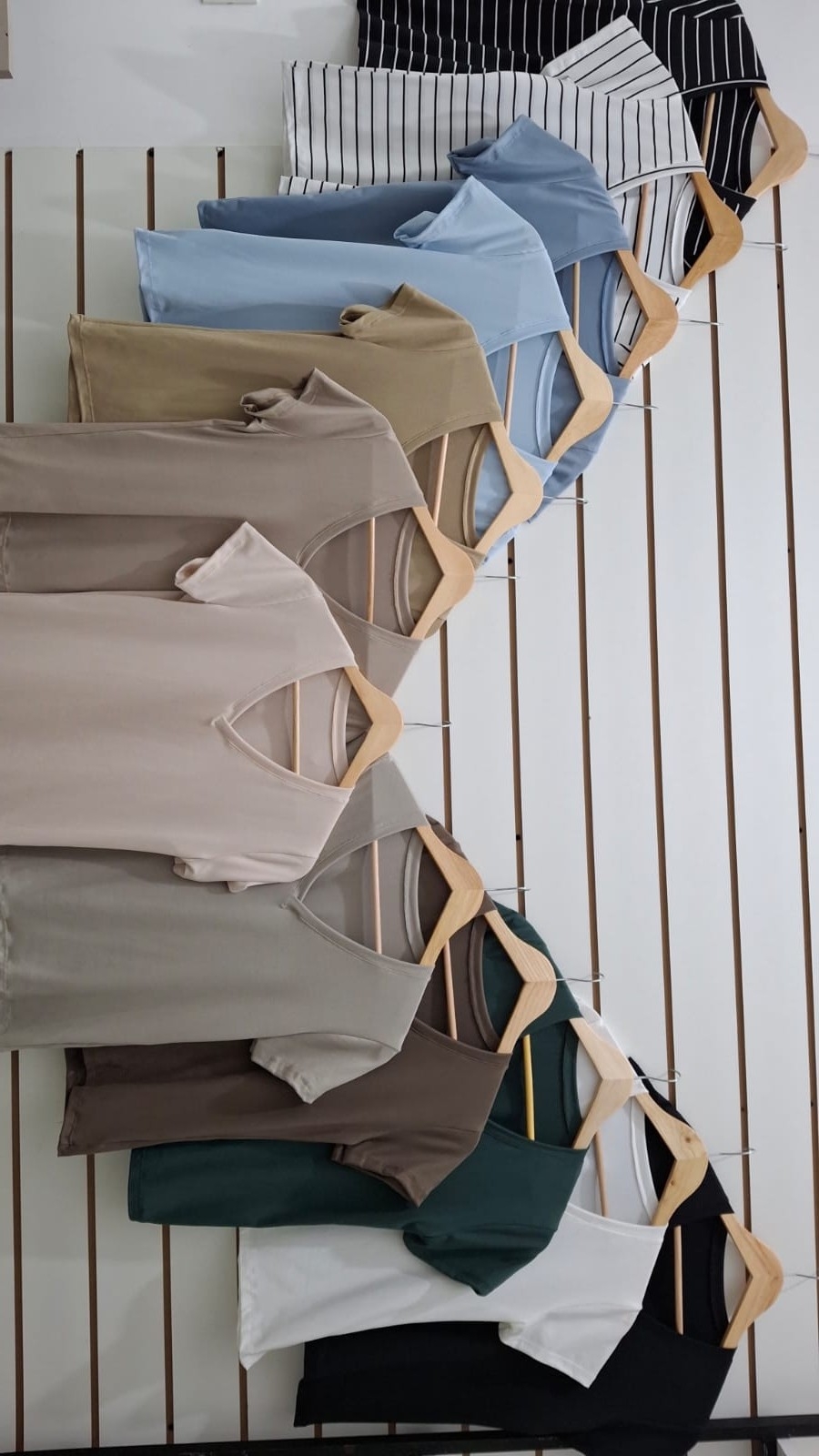 Remera en V por Talle - Modal Soft - Imagen 2