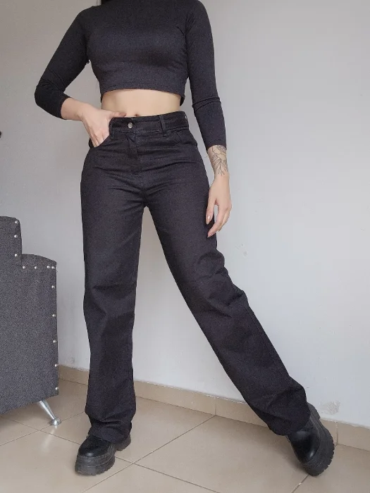 Pantalón Wide Leg Rígido