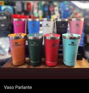 Vaso Stanley con Parlante - Miniatura 1