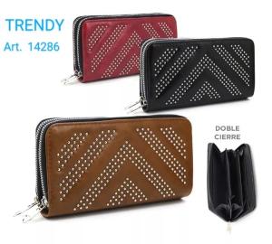 Billetera Trendy con Tachas