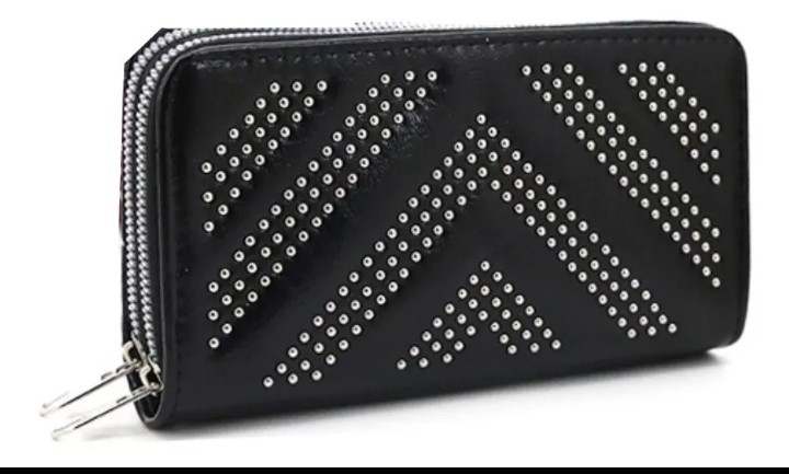 Billetera Trendy con Tachas - Imagen 2