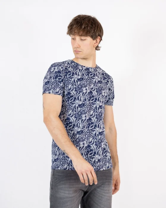 Remera Estampado Completo