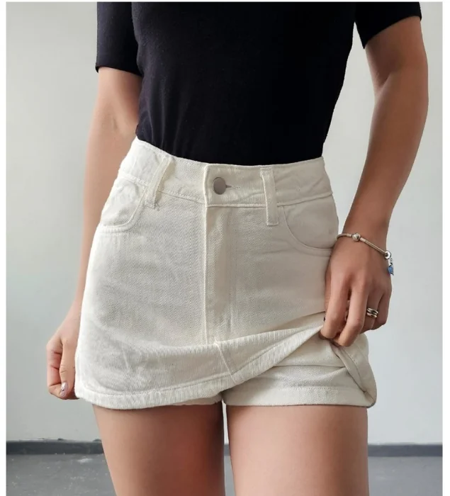 Mini Short Nina
