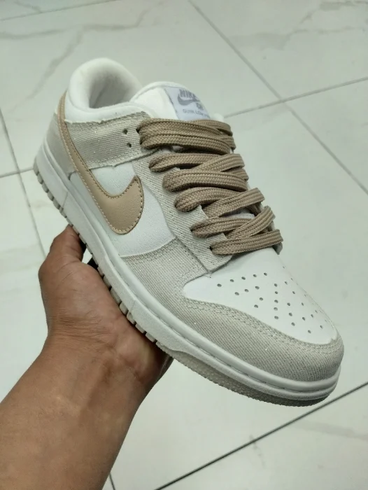 Nike Brilló