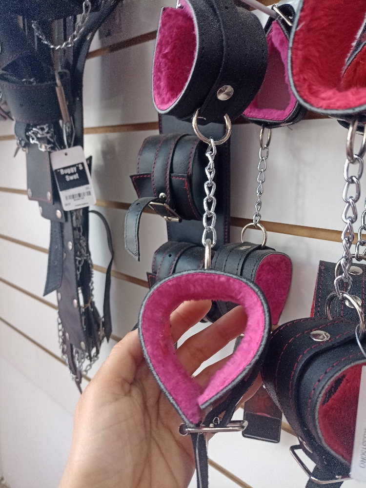 Esposas con Peluche - Imagen 2