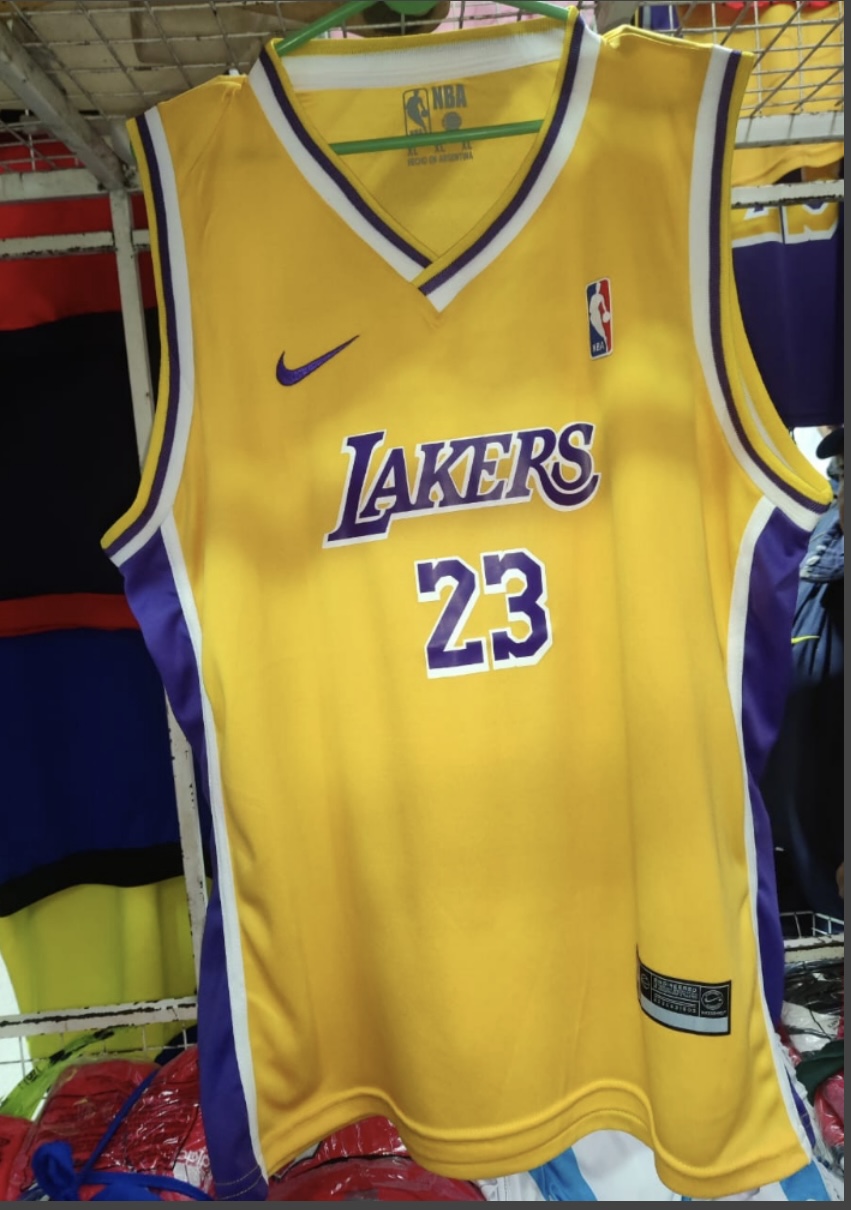 Musculosa Nba - IMG_3745.jpeg