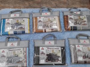 Sábanas Estampadas con Maleta, Casa Mundo, Twin y Full 5800 Hilos
