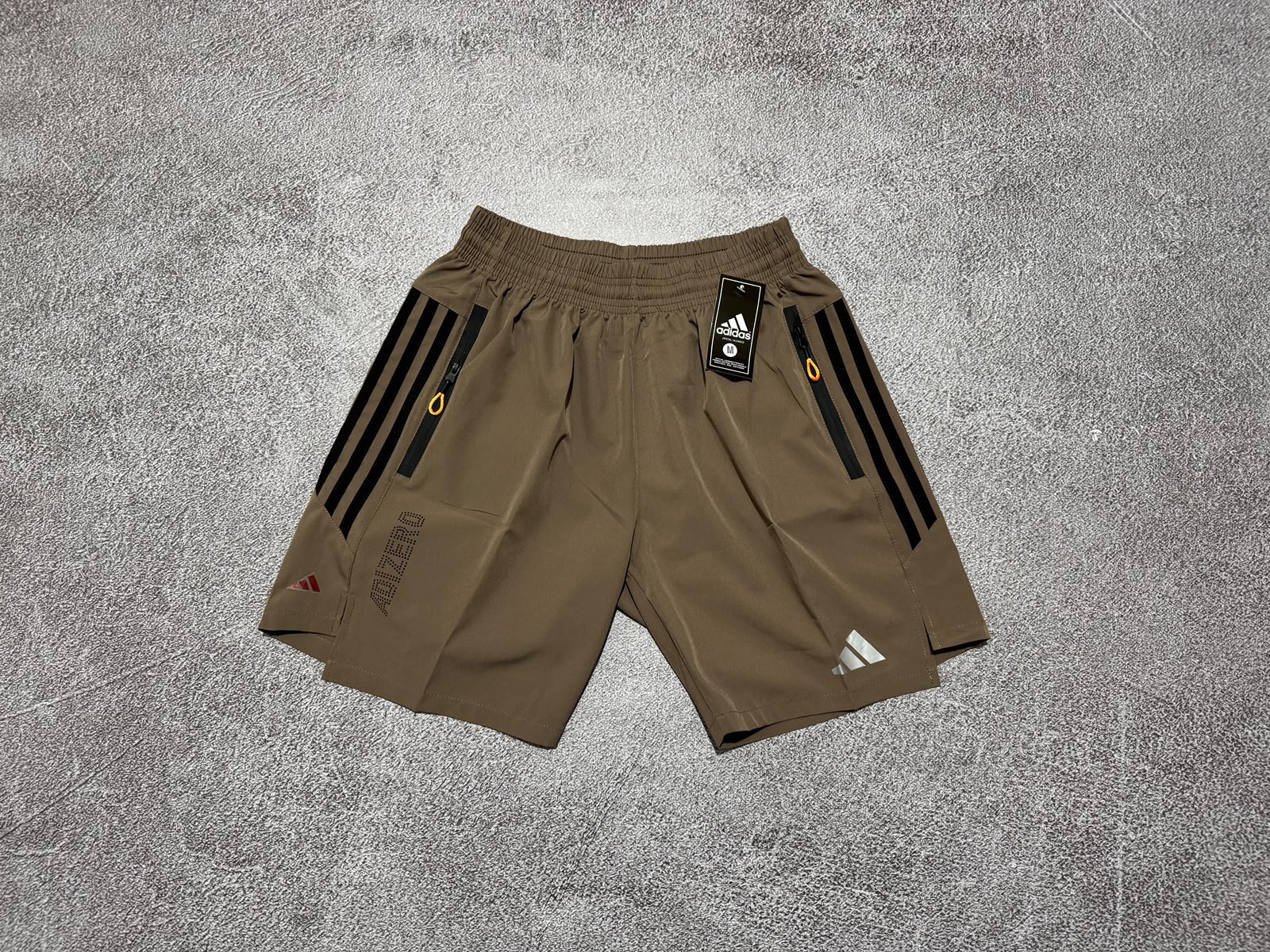 Short Adi Importado - 607b5c1d-ce66-4655-9a89-5ddd26e99e5d.jpeg