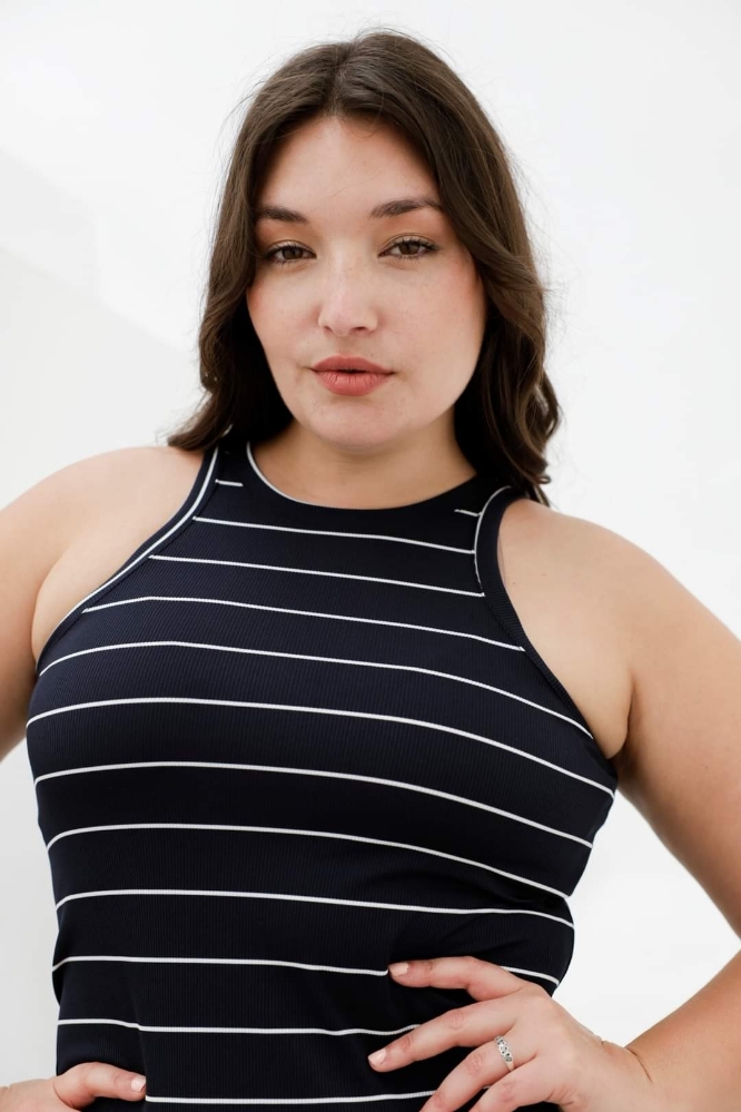 Vestido Rayado con Tajo - Imagen 3