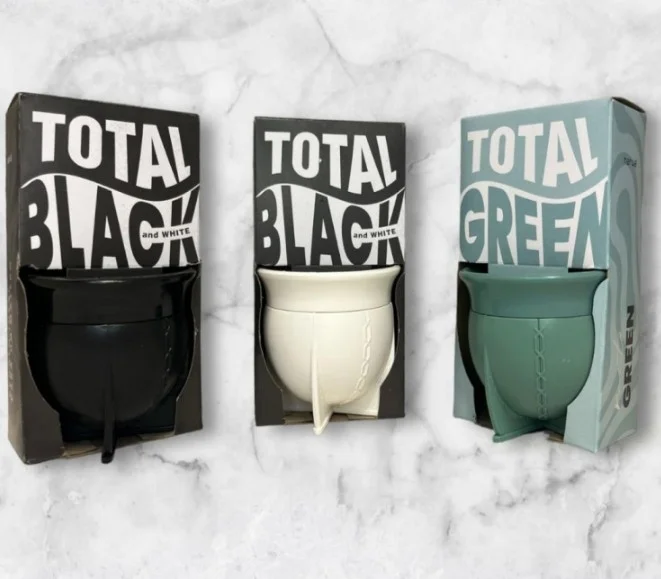 Mate de Pvc Black Total Boca Ancha con Bombilla