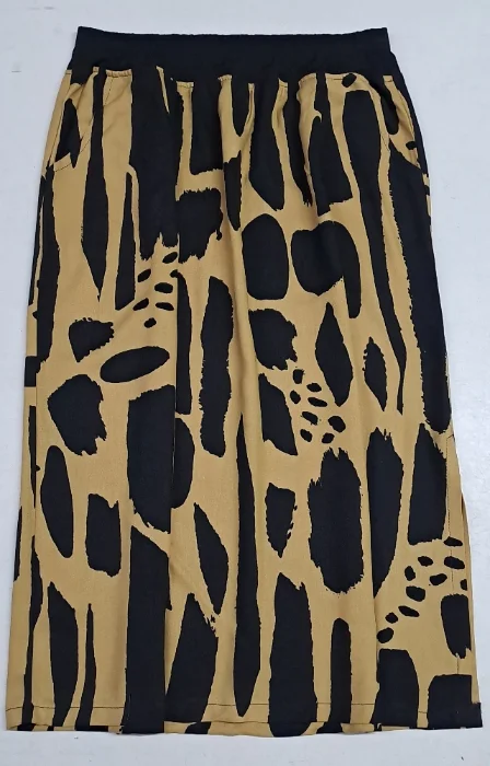 Pollera de Tela Rayón Twill  Largo hasta Pantorilla