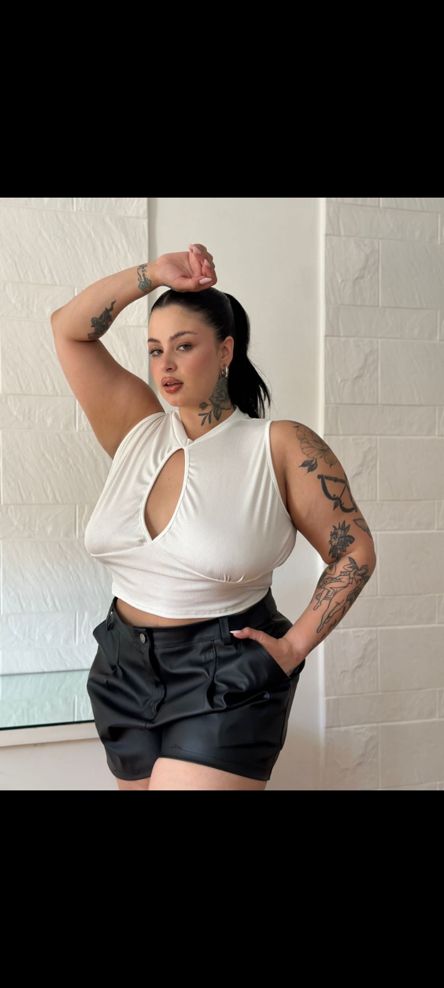 Top Curvy - Imagen 2