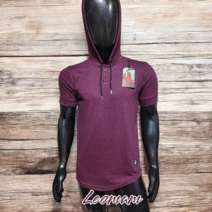Remera con Capucha y Botones