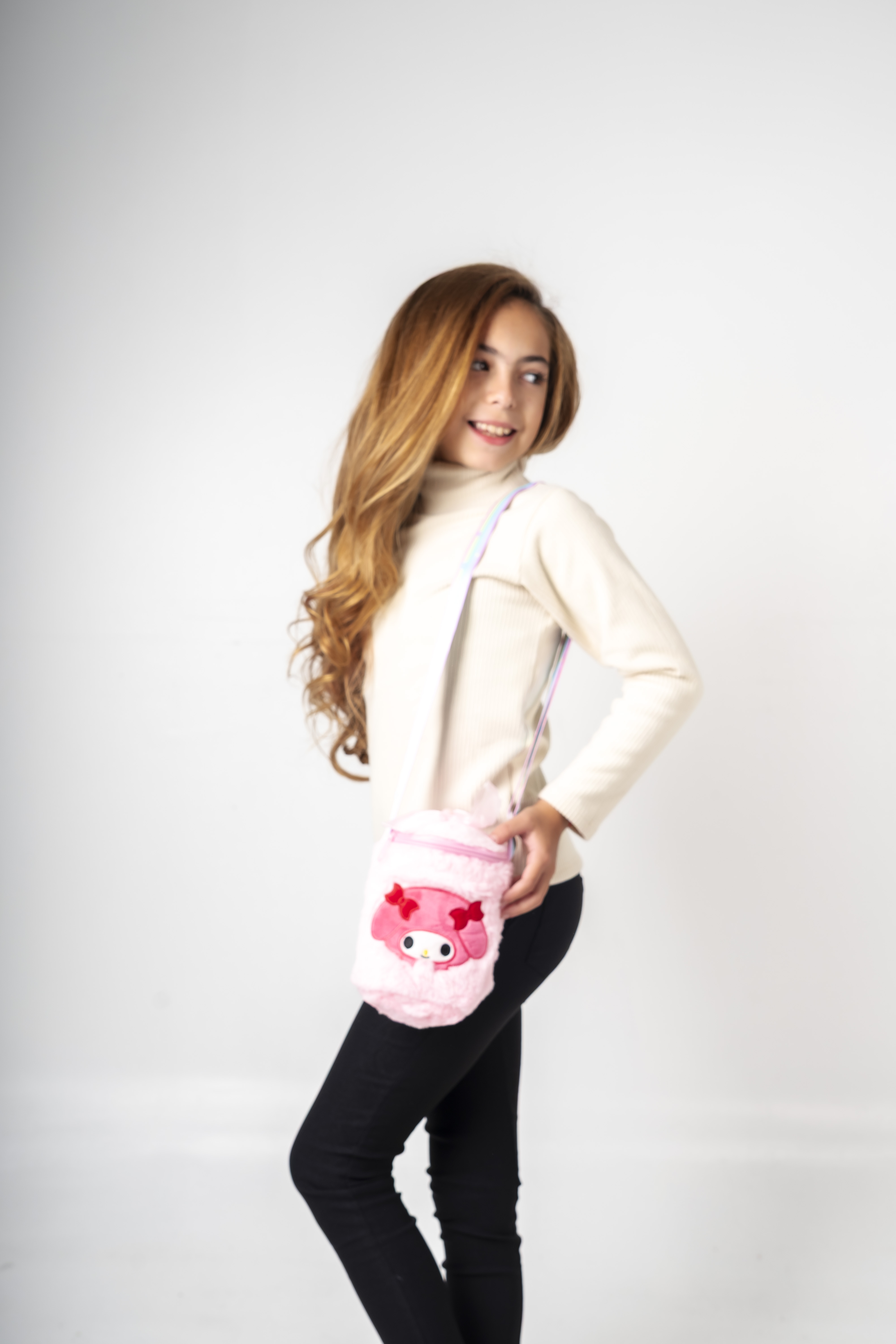Bolsito San Rio Redondo Niñas Nenas Peluche Personajes Kuromi Melody Cinamoroll Kitty - OBS03523.jpg