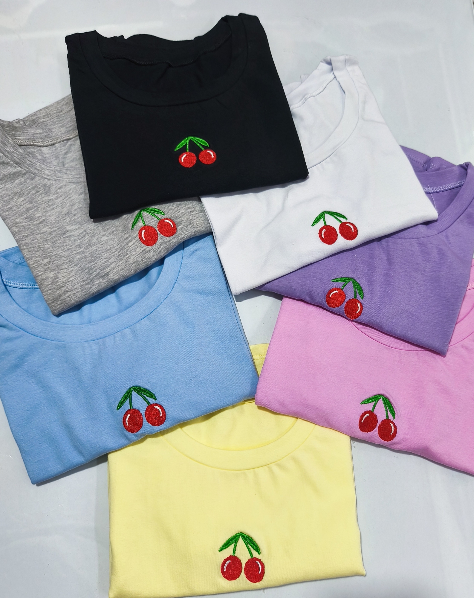 " Remera  C/  Cereza "( Baby Tee ) Algodon con Lycra - Imagen 3