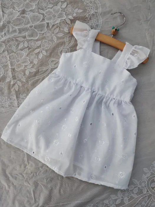 Oferta !!!!! Vestidos de Broderie