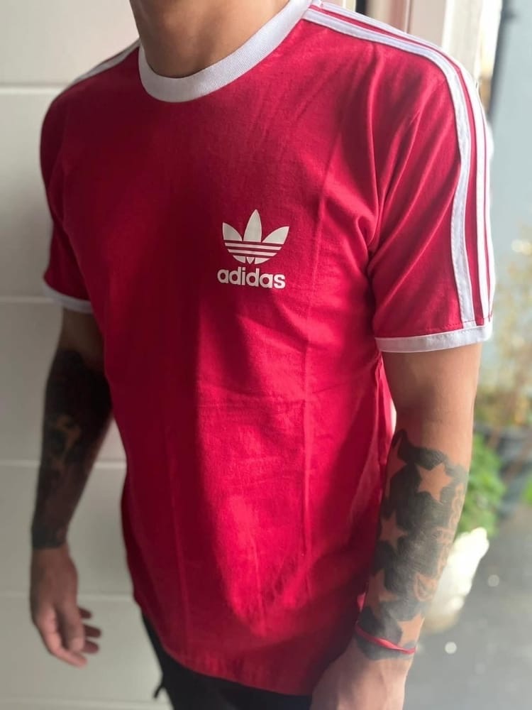 Remera Adida Retro - d4bd70a6-9097-4c8e-a4d7-af35c40bb89a.jpeg