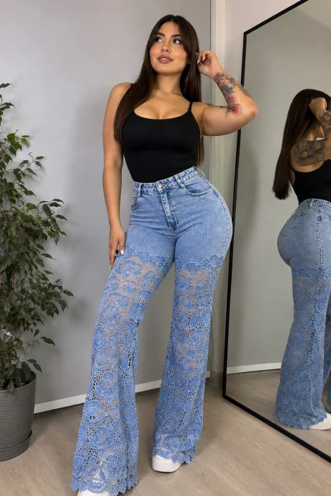 Jeans Wide Leg con Encaje