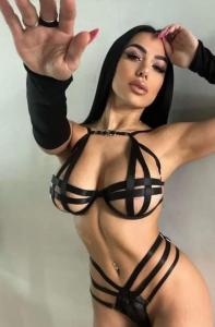 Conjunto Erotico Disponible en Rojo y Negro