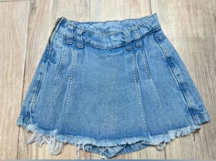 Short Pollera