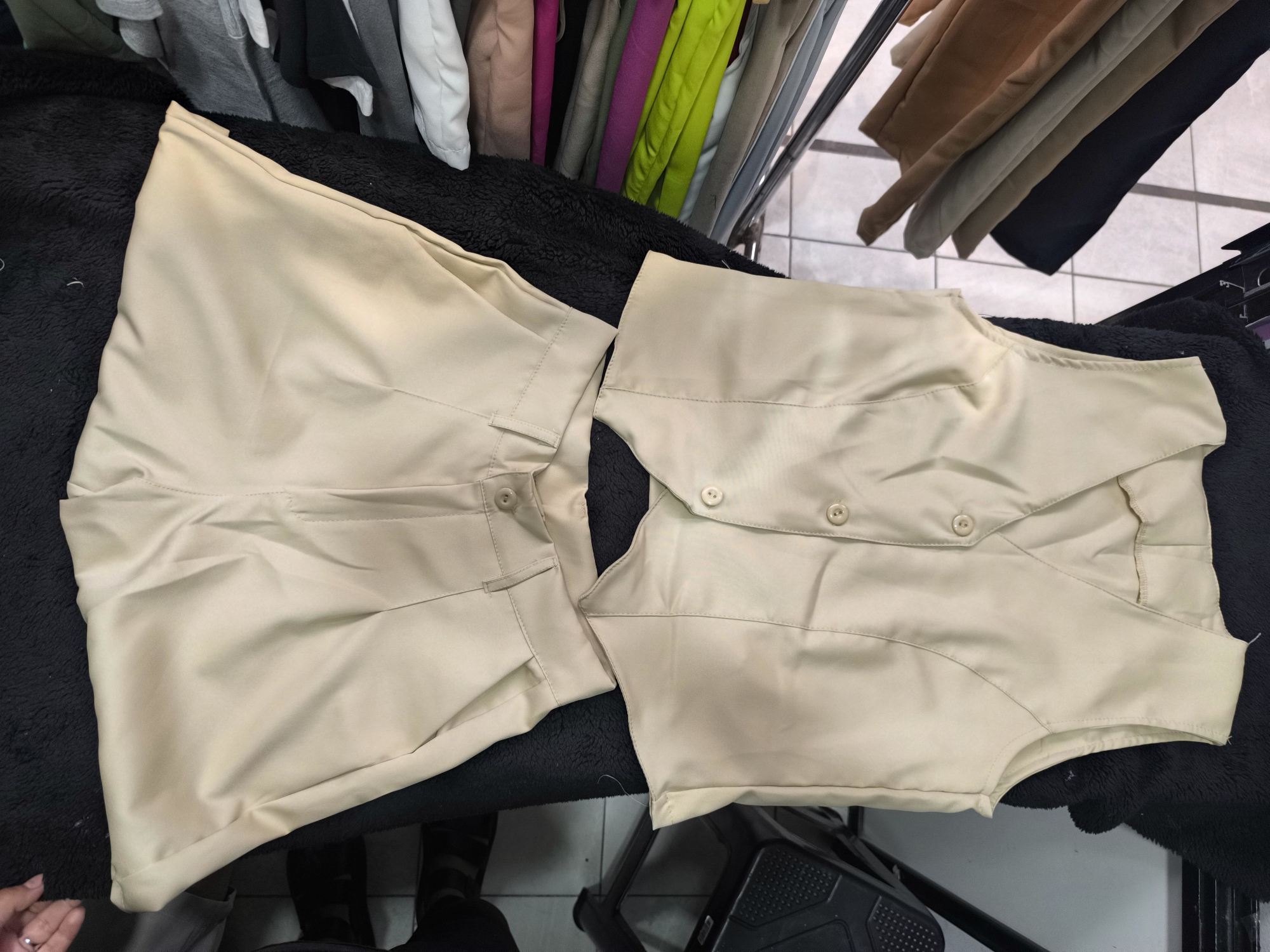 Conjunto Short Chaleco Sastrero - Imagen 2