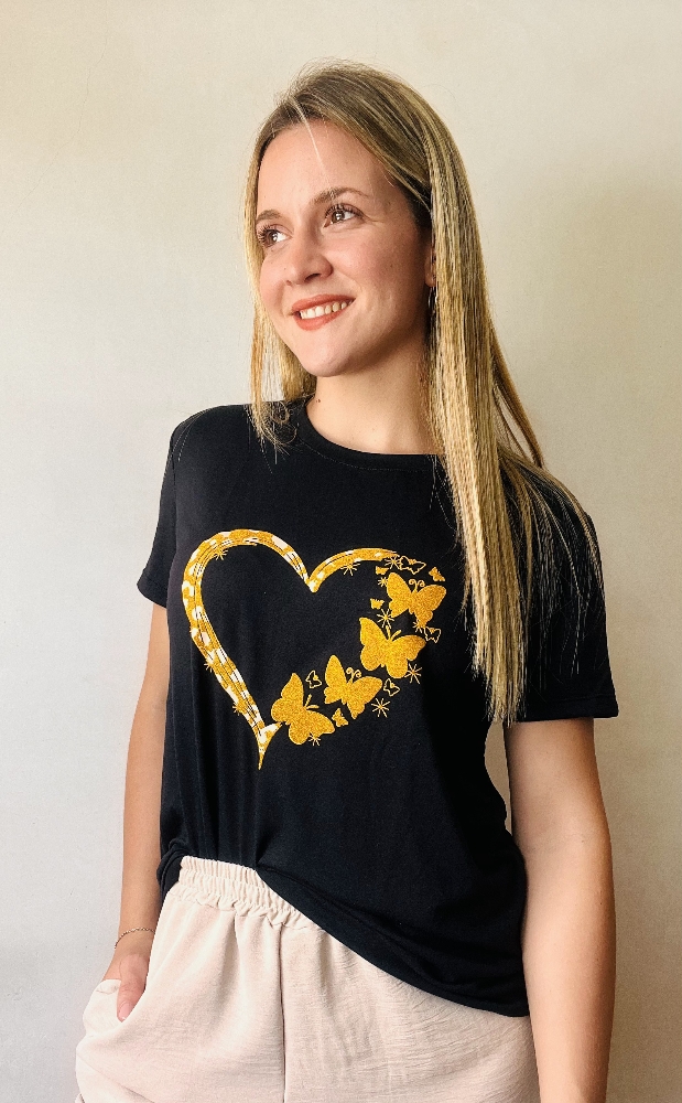 Remera Mariposa Corazon - Imagen 2