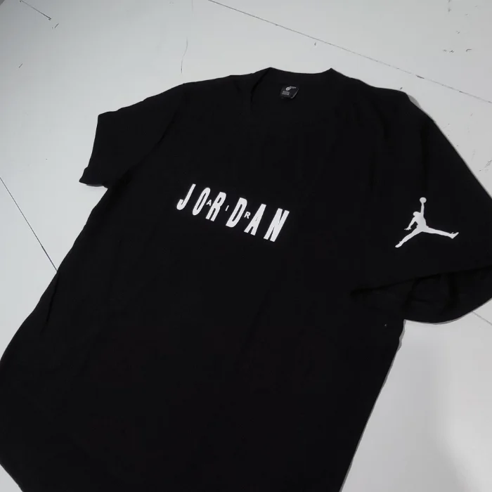 Remeras Jordán