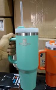 Vaso Quencher Stanley Oferta Termico de Acero 1.2l con Manija