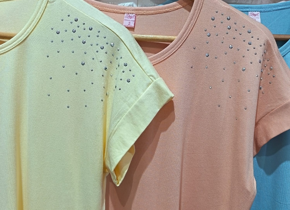 Remera Over/sise Modal ( Chispas de Brillo) - Imagen 6