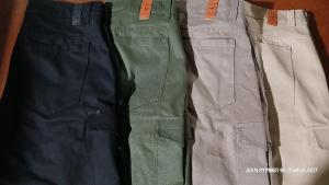 Bermuda Clásica Cargo Gabardina