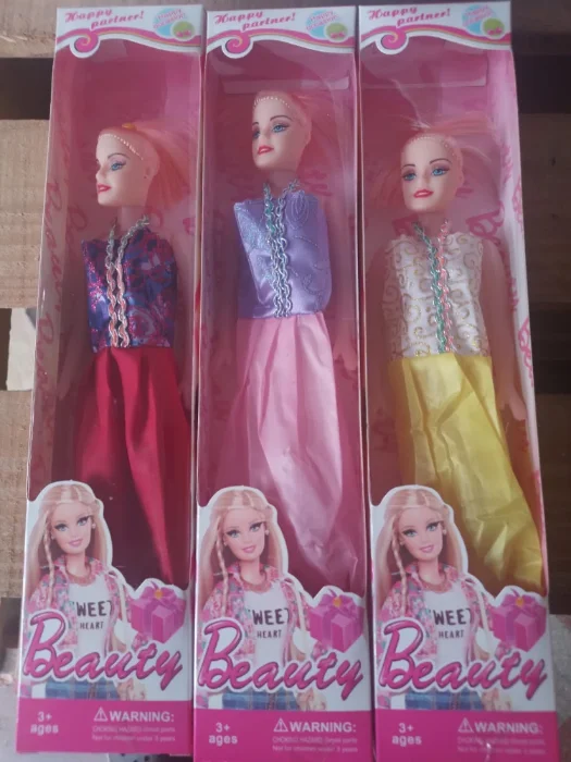 Oferta Muñeca en Cajita