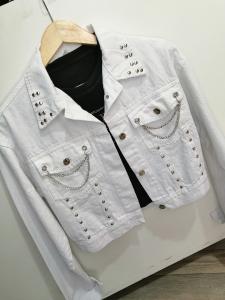 Campera Mom con Cintura y Tachas
