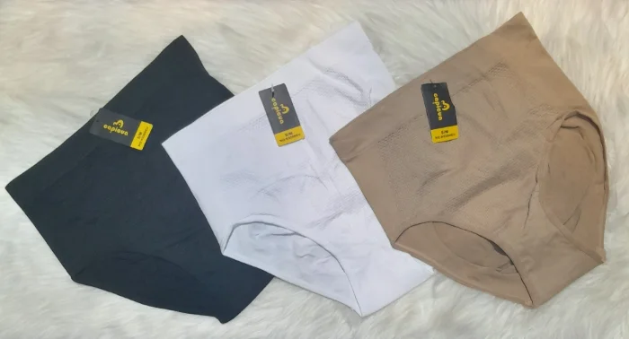 Vedetina Faja  - Lycra Elastisada Reforzada   -  Grande y Mediana