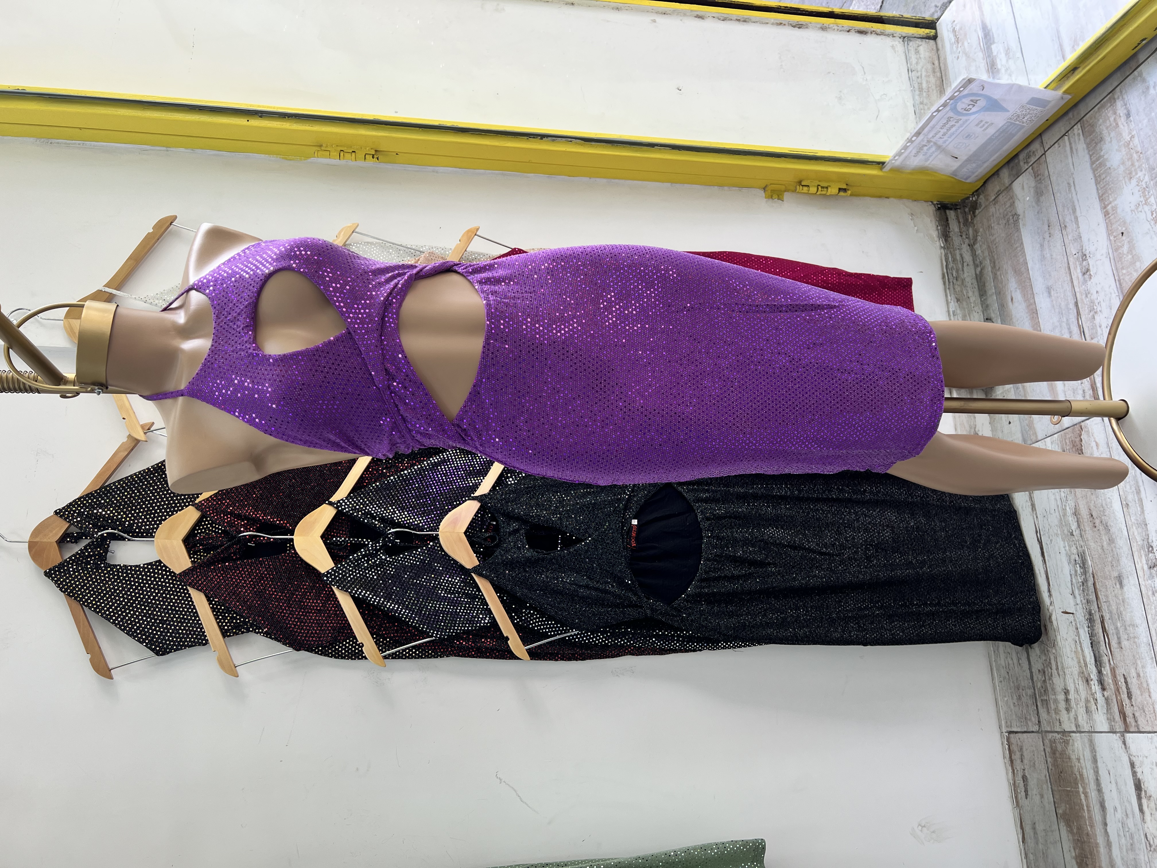 Vestido Lentejuelas con Lycra - IMG_6117.jpeg