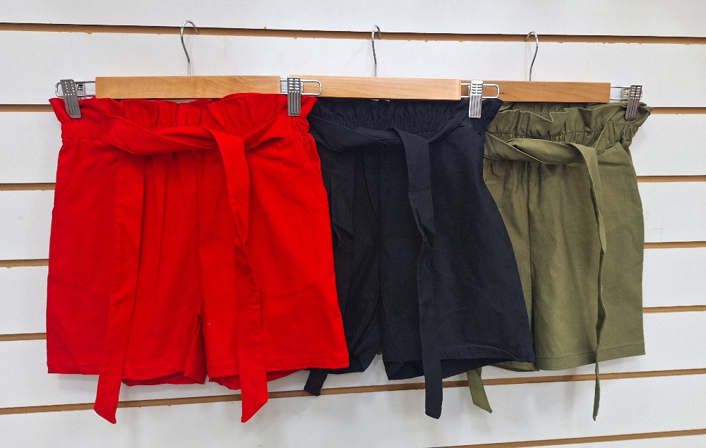 Short Especiales - Imagen 4