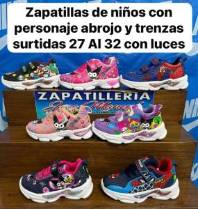 Zapatillas Personajes C/luz - Miniatura 2