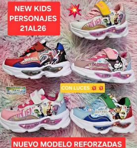 Zapatillas Personajes C/luz