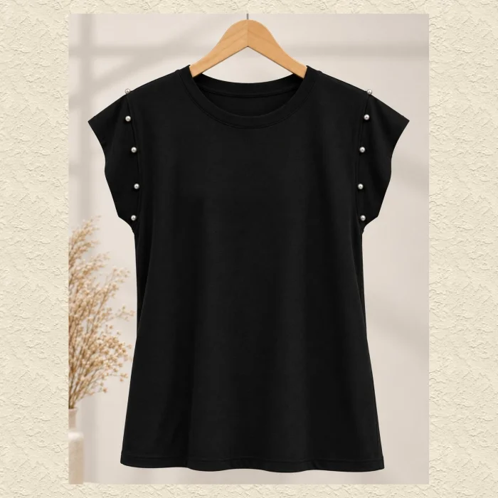 Remera Manga Japonesa con Tachas