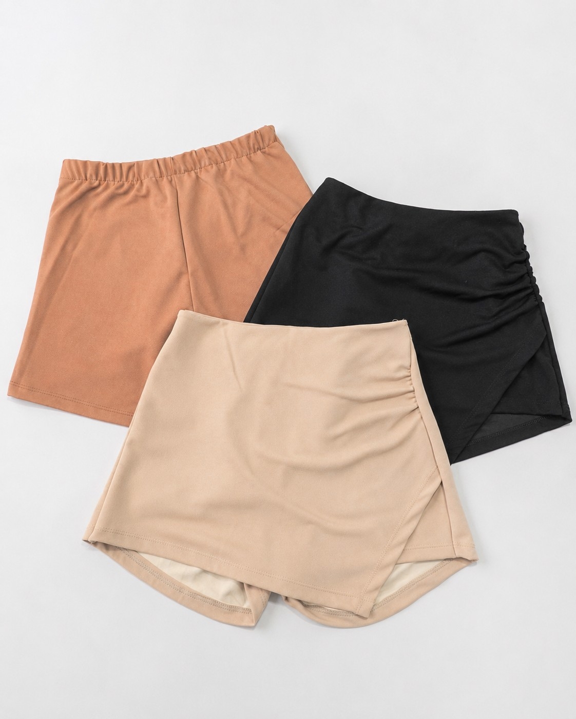 Short Pollera C/frunce Crep - Imagen 3