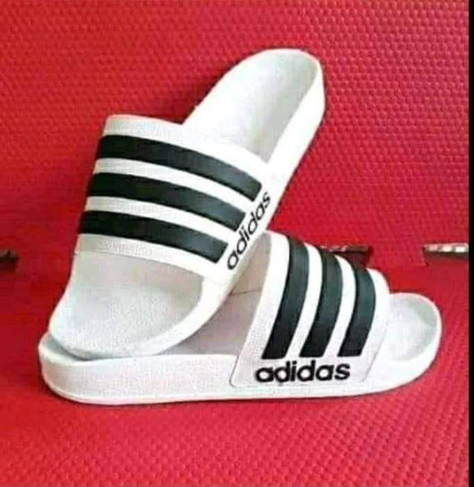 Ojotas Adi Das