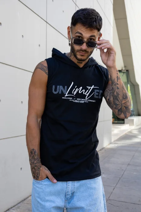 Musculosa con Capucha